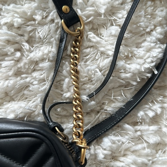 Gucci GG Marmont Mini Shoulder Bag - Picture 5 of 11